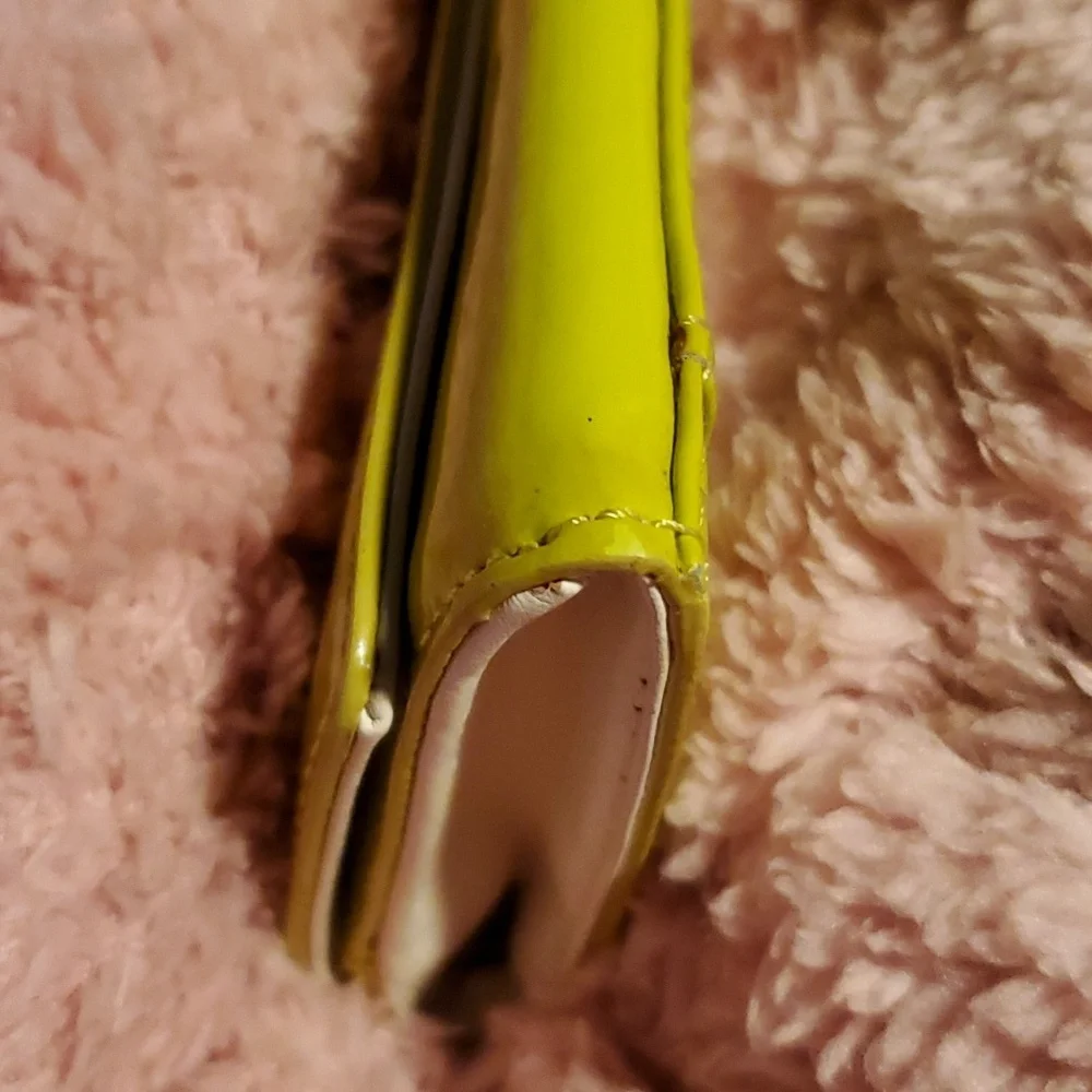 Kate Spade Sour Apple Green Patton Leather Wallet - Picture 7 of 17